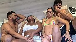 Pietra and Dafne, amateur sluts, have interracial group sex in motel and get cum in mouth 😏