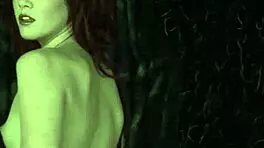 Elle Alexandra Fingers Pussy Deep?