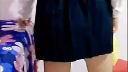 Mi sobrinastra provocándome con faldas cortas hasta que la cojo