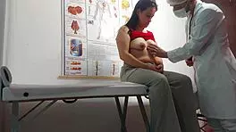 Gynecologist Puts Finger In Ass And Fucks Patient