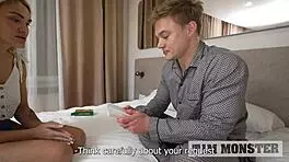 My girlfriend made tarot cards, so I fucked her pussy rough and filled it with cum. What do you think?