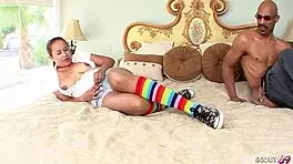 curvy girl gets facial from big black cock deepthroat 😍