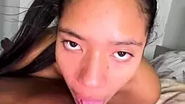 激烈玩巴西黑妞朋友肿胀奶头