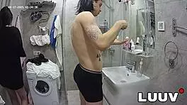 tattooed alice joins her boyfriend in the shower with webcam on