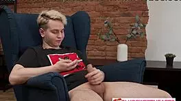 caught my boyfriend watching porn, now what should i do?