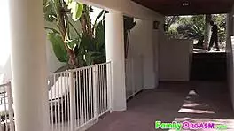 stepdaughter and thief stepdaddy in family orgasm scene 😈