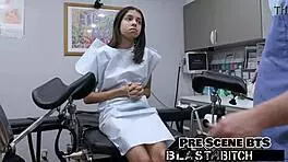 Aria Nicole moans, 'Fuck me harder!' 😍