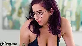 Girlsway Cassidy Klein and BFFs Scissoring Threeway Reunion