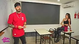 when i get home late, i meet a teacher with a huge cock in the classroom 😏