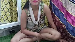 desi hot saraa getting naughty with tight ass anal and pussy fucking 😏