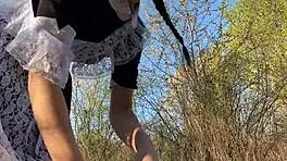 Fucking A Skinny Hottie In The Bushes