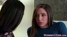 does the teen stepdaughter squirt for the first time?