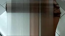 Levando mijada e pagando boquete