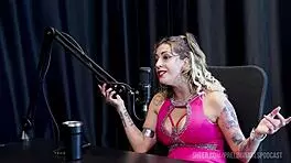 Julia Fontanelli's Best Moments in Podcast with Bia Hot