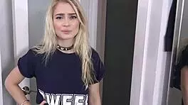 stepsis enjoys hard pussy pounding as stepbro rams her 😈