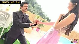 印度男孩狂操中国妹小穴屁眼再干她妈骚逼