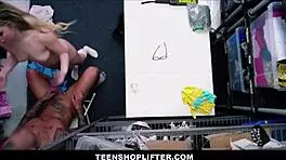 Aria Banks Makes Fuck Deal with Mall Cop