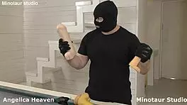 ANAL DESTRUCTION OF A ROBBER BY YOUNG BIMBO GIRL!