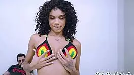 Want To See Her Get Cum On Pussy?