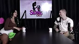 person records outdoor fun with 13 people in lençóis, featuring exhibitionism and crazy activities.