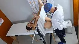 Meu Ginecologista Deu Unas Dedadas No Meu Cu E Me Fudeu No Hospital Com Uniforme
