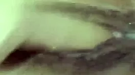 dana barzagli en rica masturbación con dildo