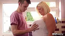 Mature Lacey Starr Gives Blowjob Then Hardcore Doggystyle With Sam