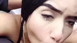 le chupo la polla mientras conduce por la via publica