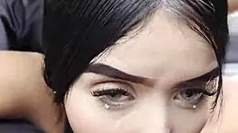 le chupo la polla mientras conduce por la via publica