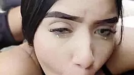 le chupo la polla mientras conduce por la via publica