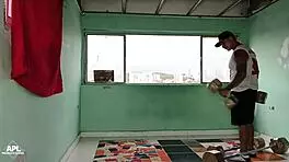 la puta de mi pr m me ayudo hacer cardio comiendo y follando su gran culote