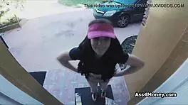 Pizza And Blowjob Delivery For Money!