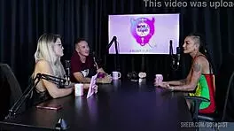 Compilados Da Caroleta Roots No Bora Cast Com Bruna Carlos - Parte 2