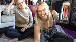 Twee Hollandse Meiden My Chat Www Sheer Com Siswet?