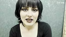 Goth Mavis Seduces You to Fuck