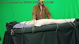 scarlett johnson deepthroats jason vorheves cock