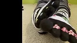 foot worship - sexy feet and butts