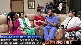 职场奴隶 Aria Nicole 被虐调教