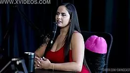 Compilados Da Burguesa No Swing Cast Com Tifany Rocha E Raphaela Savanah - Parte 1 Watch On Sheer Red