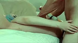 Webcam Teen Takes Big Items In Her Tiny Space, Cumming From Intense Action Deep Inside