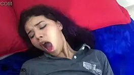 Me Follo A Mi Hermanastro Y Se Viene En Mis Nalgas