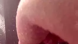 hot aesthetic girl masturbates in sunny shower, teen amateur from saudi arabia in los angeles usa