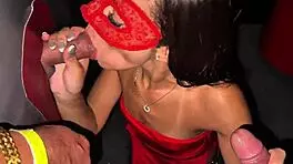 Transei in swing hot bar and inner scene