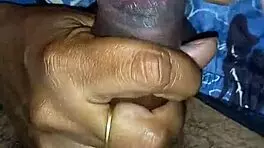 jessi toda vez que o namorado dela a trai ele vem no meu quarto fazer sexo oral