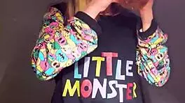 Bonneyuwu - 15 08 Pijama Masturbacion Dildo Y Peluche