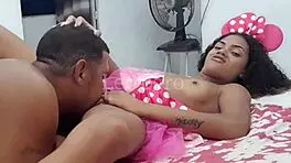 enteada delirando no sexo oral