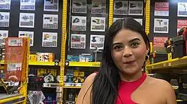 Divorced Actress Seeks Warehouse Worker