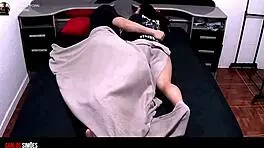 morena linda gostosa senta e rebola gostoso