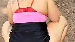 We entered an abandoned house and started teasing with blowjobs on young asses, fucking big asses hard!