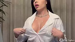 已婚老板办公桌猛干性感秘书😍